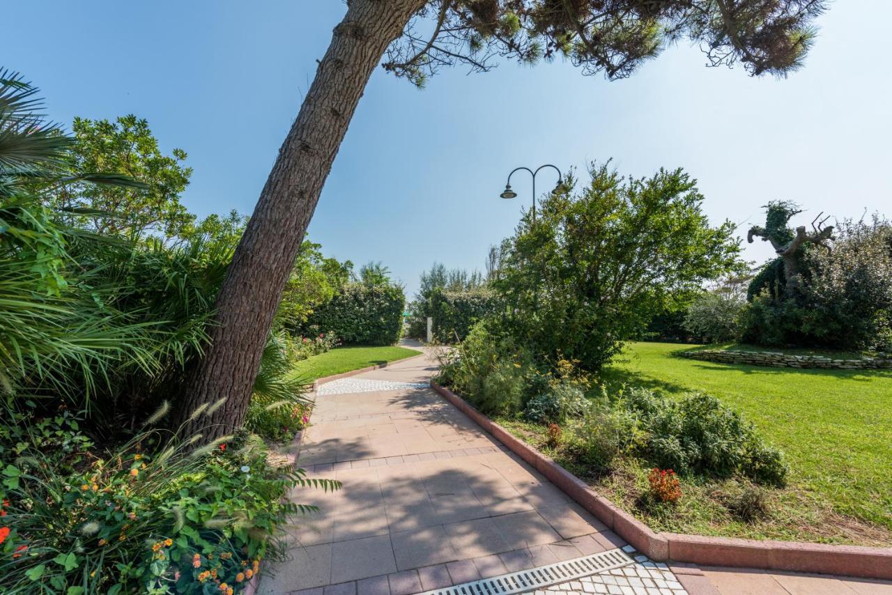 Hotel Bellevue Beach - Sul Mare Milano Marittima Exterior foto