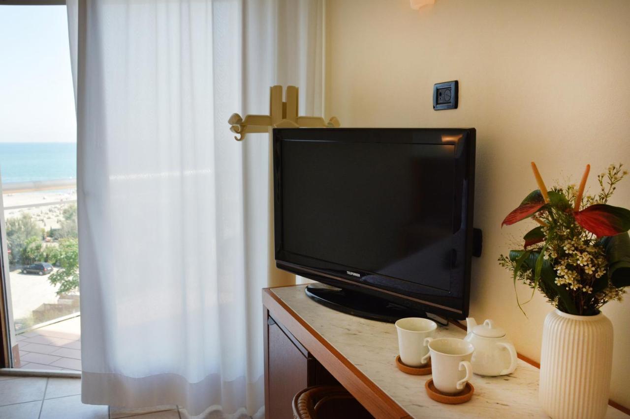 Hotel Bellevue Beach - Sul Mare Milano Marittima Exterior foto