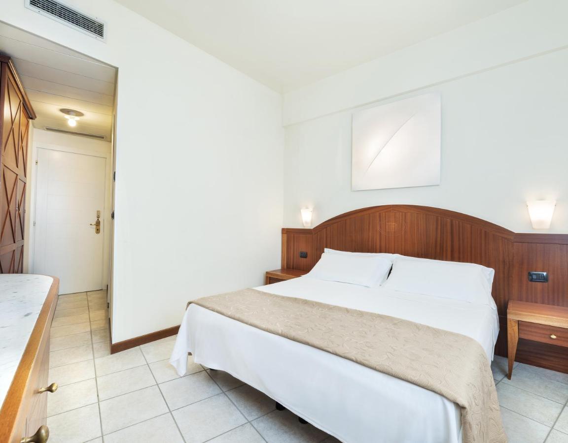 Hotel Bellevue Beach - Sul Mare Milano Marittima Exterior foto