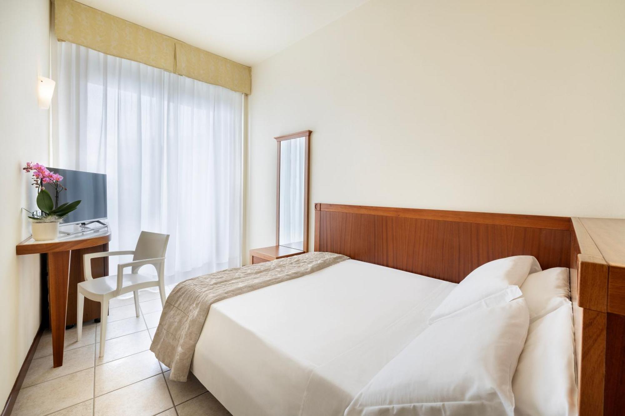 Hotel Bellevue Beach - Sul Mare Milano Marittima Exterior foto